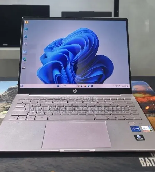 New Laptop HP Pavilion 14 16GB Intel Core i7 SSD 512GB