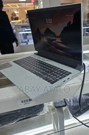 New Laptop Dell XPS 15 16GB Intel Core i7 SSD 512GB