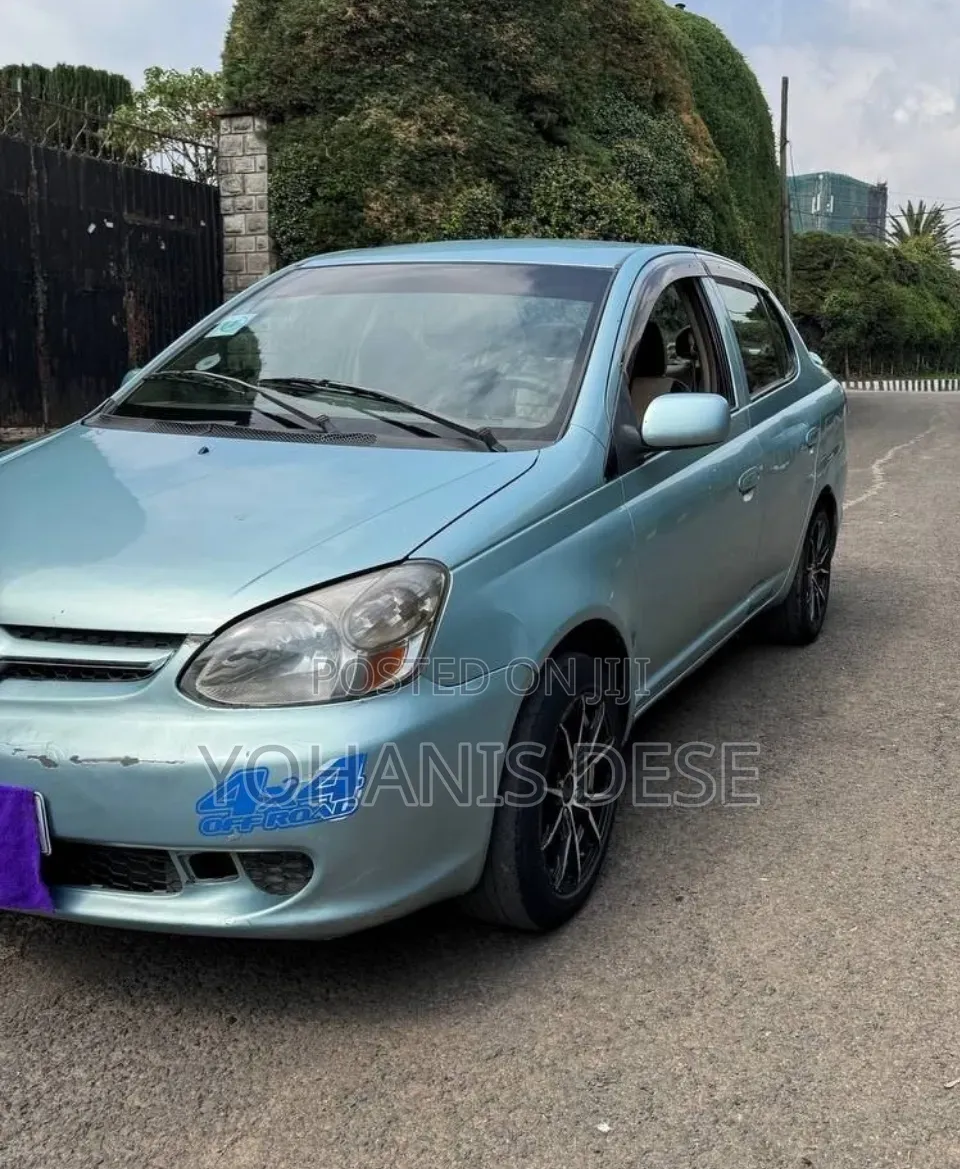 Toyota Platz 2005 Blue