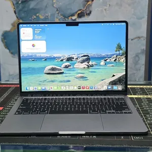 New Laptop Apple MacBook Air 2022 M2 16GB Apple M2 SSD 512GB