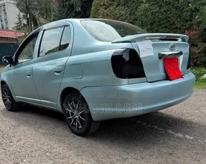 Toyota Platz 2005 Blue