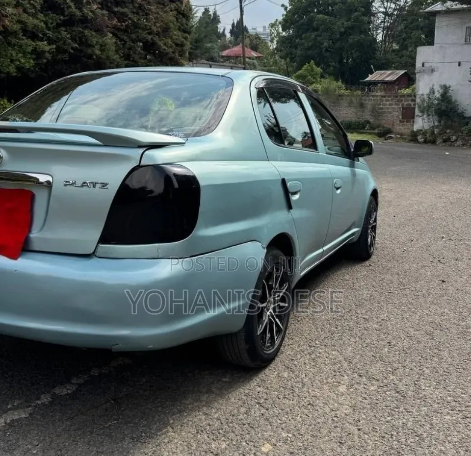 Toyota Platz 2005 Blue