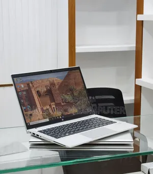Laptop HP EliteBook 840 G8 16GB Intel Core i7 SSD 512GB