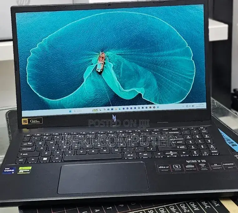 New Laptop Acer Nitro V 15 16GB Intel Core i9 SSD 1T