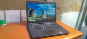 Laptop Dell Latitude 5450 8GB Intel Core i5 SSD 256GB