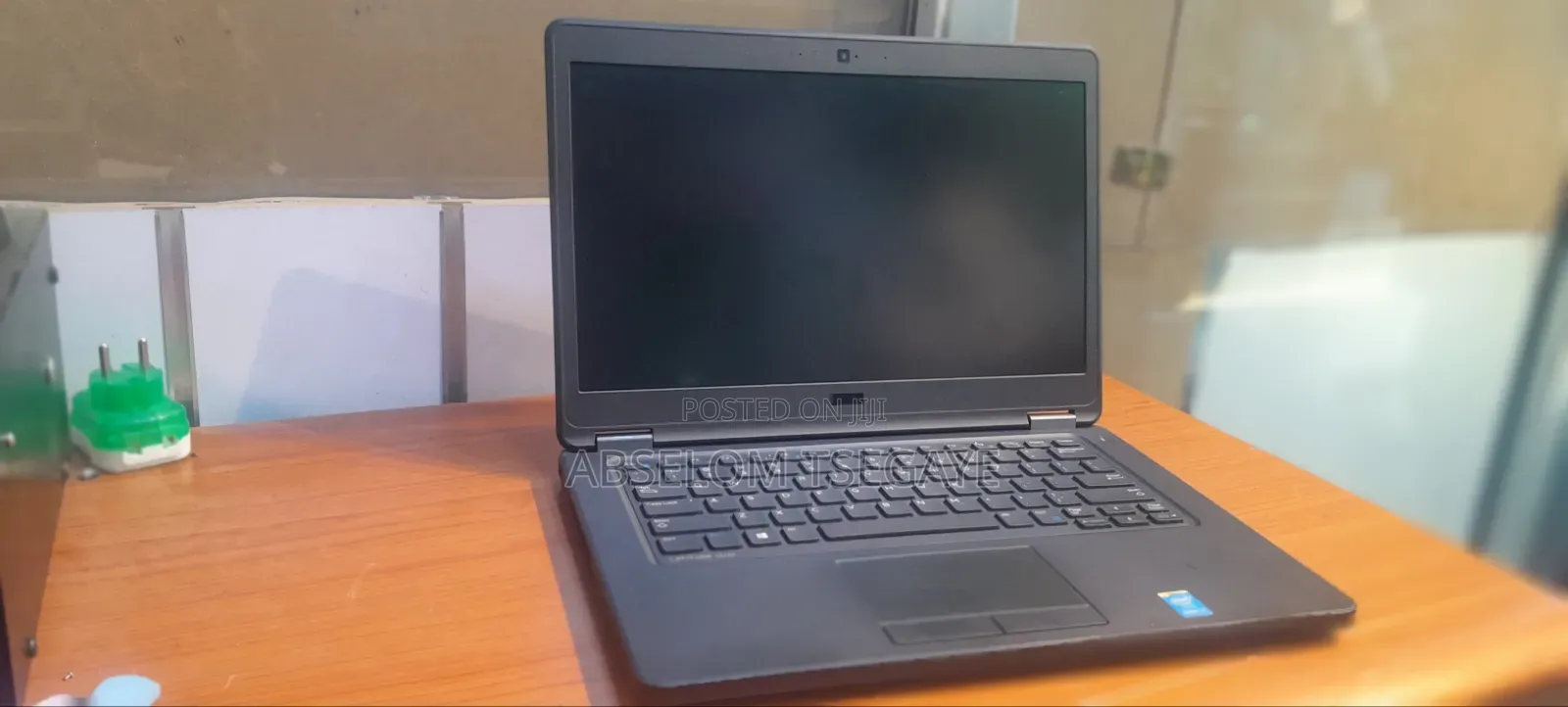 Laptop Dell Latitude 5450 8GB Intel Core i5 SSD 256GB