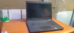 Laptop Dell Latitude 5450 8GB Intel Core i5 SSD 256GB