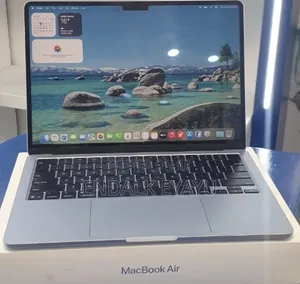 New Laptop Apple MacBook Air 16GB Apple M4 SSD 512GB