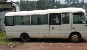 Toyota Coaster 2000 White