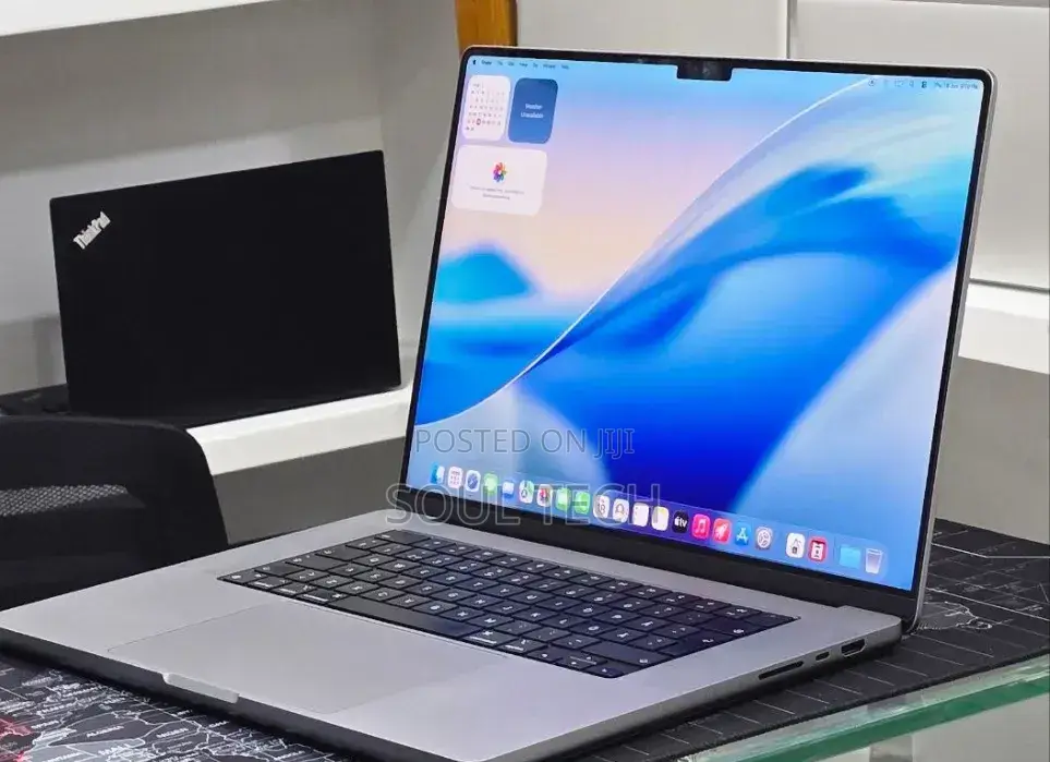 New Laptop Apple MacBook Pro 2021 M1 Max 64GB Apple M1 Max SSD 1T