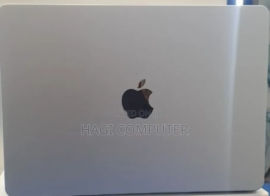 New Laptop Apple MacBook Air 2025 M4 16GB Apple M4 SSD 512GB