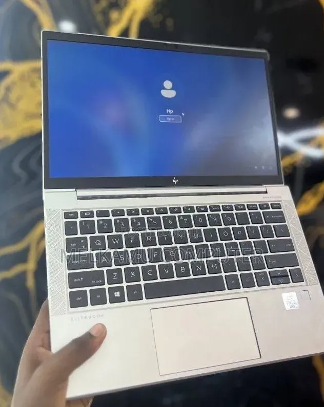 New Laptop HP EliteBook 830 G7 8GB Intel Core i5 SSD 512GB
