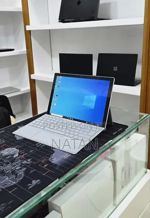 New Laptop Microsoft Surface Pro 6 8GB Intel Core i5 SSD 256GB