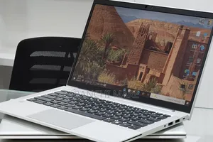 New Laptop HP EliteBook 840 G8 16GB Intel Core i7 SSD 512GB