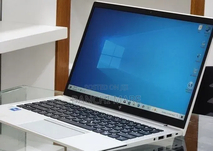 New Laptop HP EliteBook 840 G8 16GB Intel Core i7 SSD 512GB