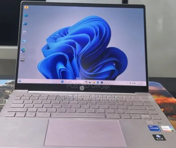 New Laptop HP Pavilion 14 16GB Intel Core i7 SSD 512GB
