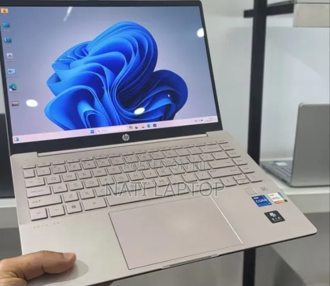 New Laptop HP Pavilion 14 16GB Intel Core i7 SSD 512GB