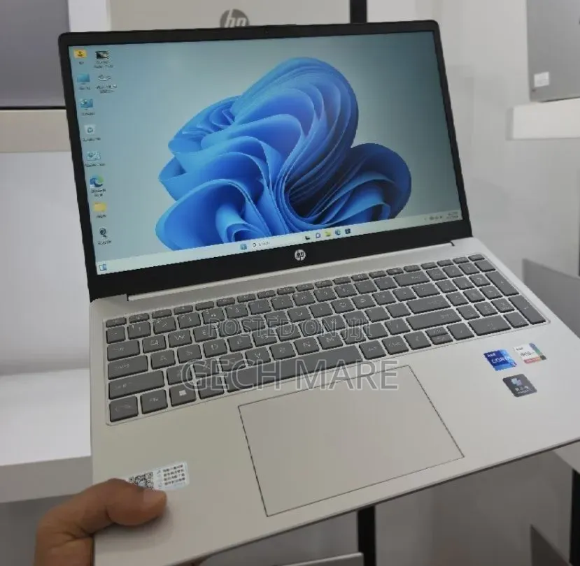 New Laptop HP Stream Notebook 16GB Intel Core i7 SSD 512GB