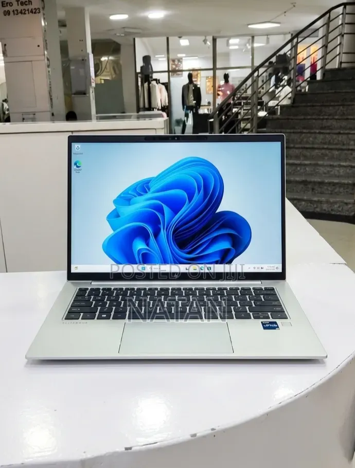 New Laptop HP EliteBook 840 G10 16GB Intel Core i7 SSD 512GB