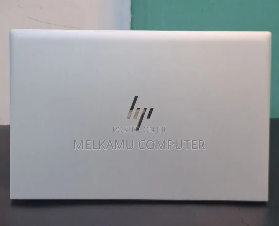 New Laptop HP EliteBook 840 G8 16GB Intel Core i5 SSD 512GB