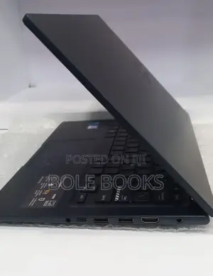 New Laptop Asus Vivobook 14 16GB Intel Core i5 SSD 512GB