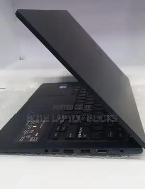 New Laptop Asus Vivobook 14 16GB Intel Core i5 SSD 512GB