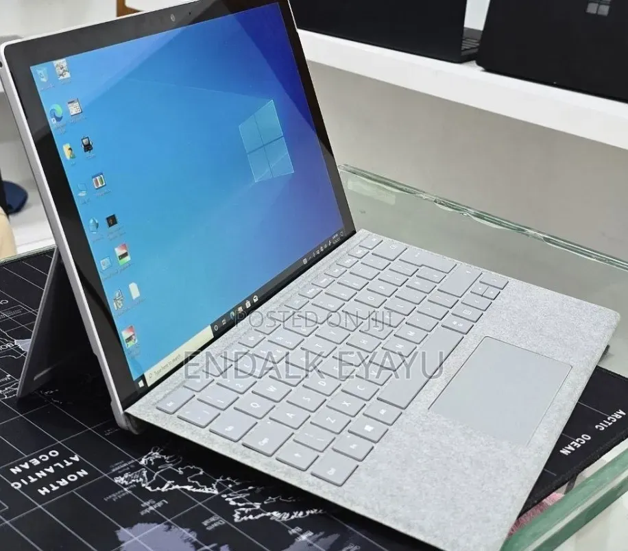New Laptop Microsoft Surface Pro 6 8GB Intel Core i5 SSD 256GB