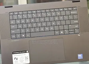New Laptop HP OmniBook Ultra Flip 14" 16GB Intel Core Ultra 7 SSD 1T