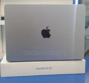 New Laptop Apple MacBook Air 2025 M4 16GB Apple M4 SSD 512GB