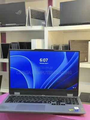 New Laptop Lenovo LOQ 15AHP10 6GB Intel Core i7 SSD 512GB