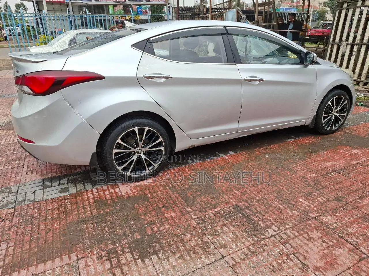 Hyundai Avante 2015 Silver