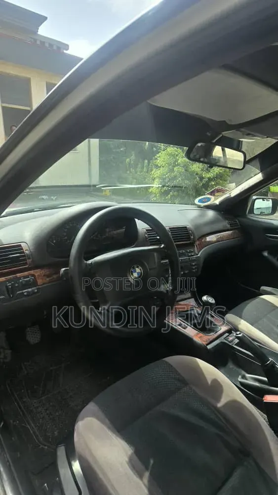 BMW 318i 2001 Silver