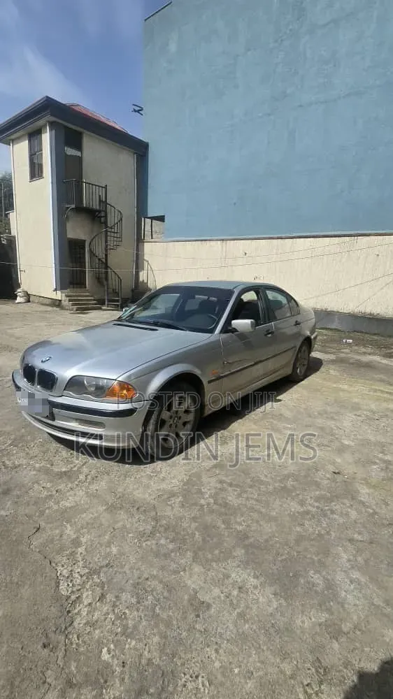 BMW 318i 2001 Silver