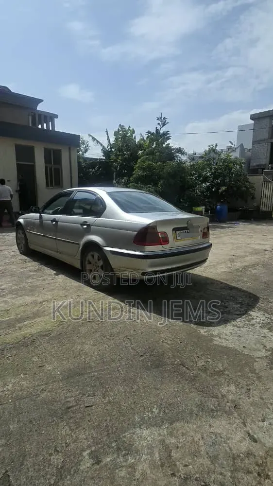 BMW 318i 2001 Silver