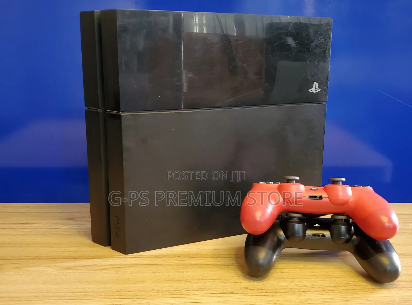PS4 Fat Model | 2 Controllers | 5 Games