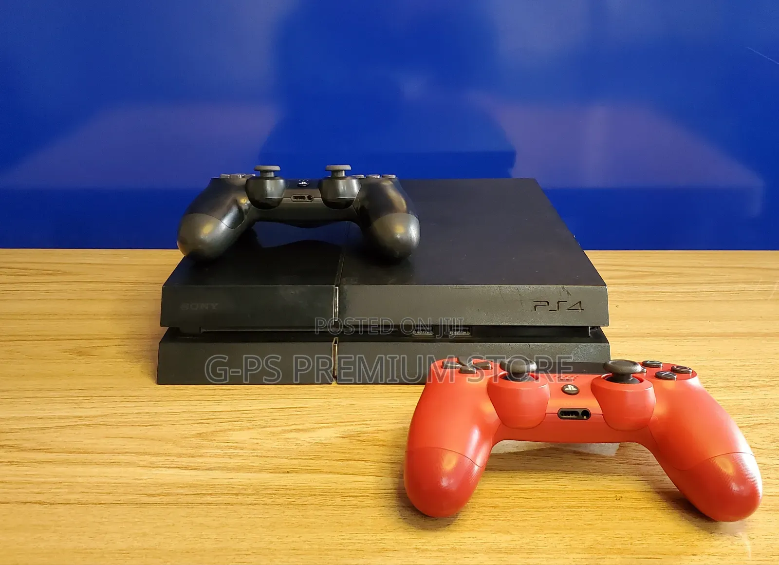 Dubai Used PS4 Fat | 2 Original Joysticks
‎