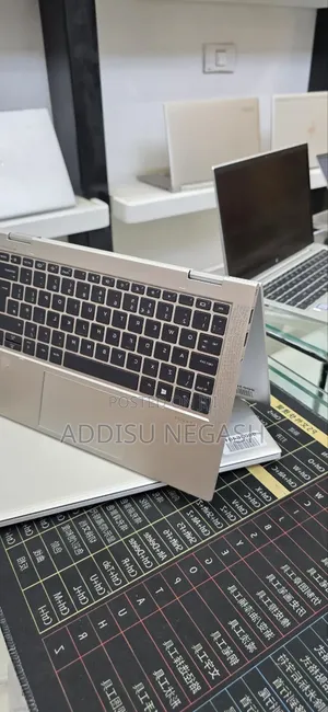 New Laptop HP EliteBook 840 16GB Intel SSD 512GB