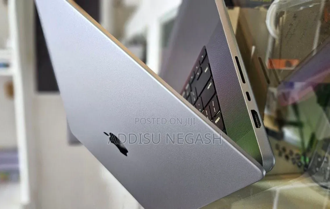 New Laptop Prostar 16GB Intel Core i7 SSD 512GB