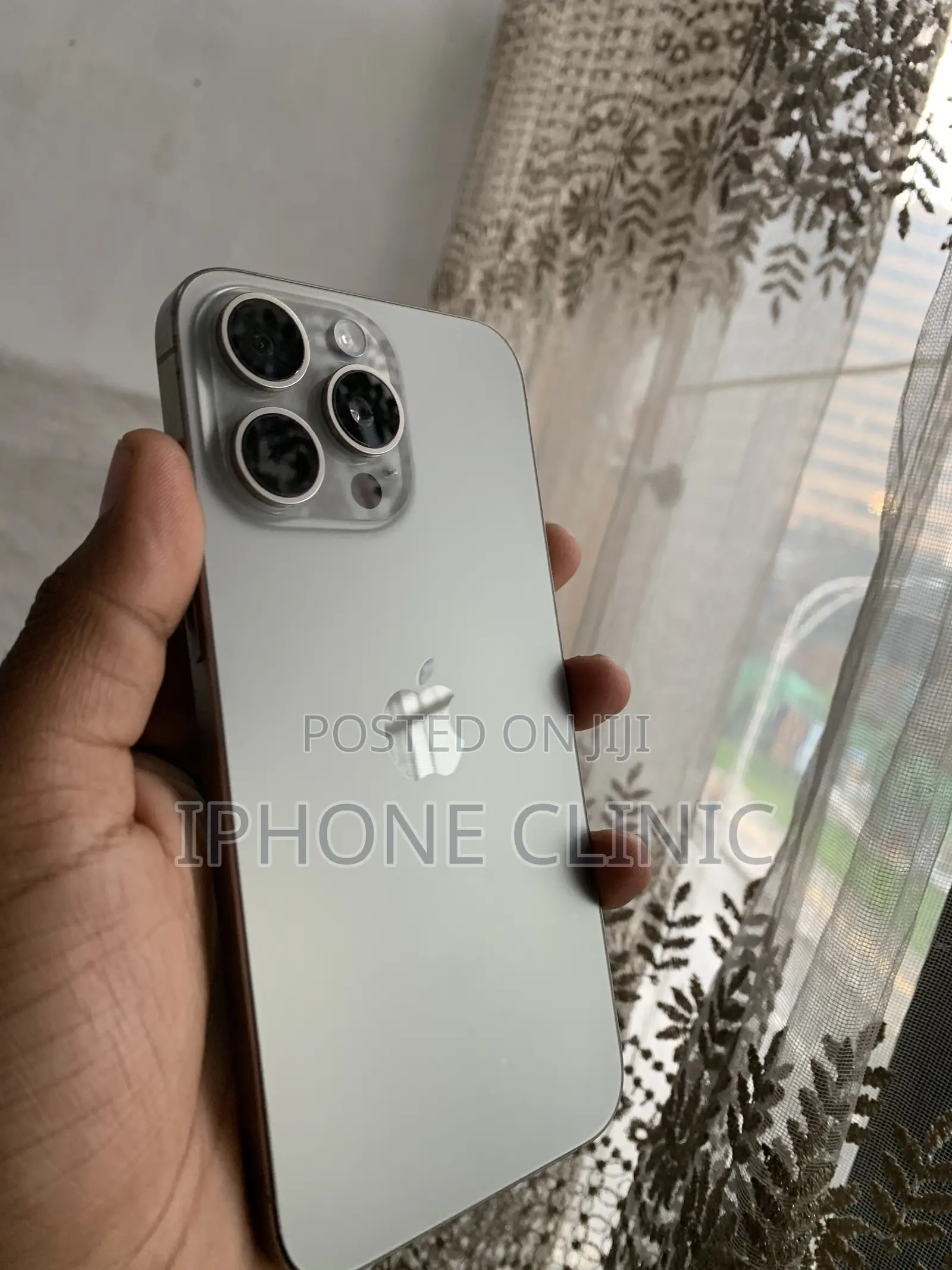Apple iPhone 15 Pro Max 256 GB Gray