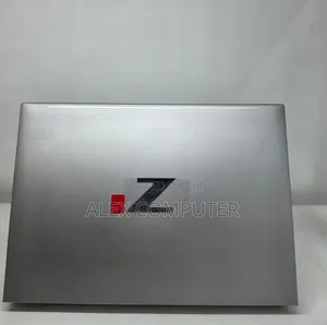 New Laptop HP ZBook Firefly G9 16GB Intel Core i7 SSD 512GB