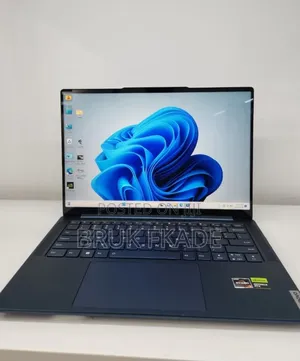 New Laptop Lenovo ThinkPad Yoga 16GB AMD Ryzen 7 SSD 512GB
