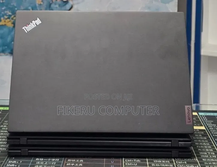 New Laptop Lenovo ThinkPad T14s Gen 2 16GB Intel Core i5 SSD 512GB