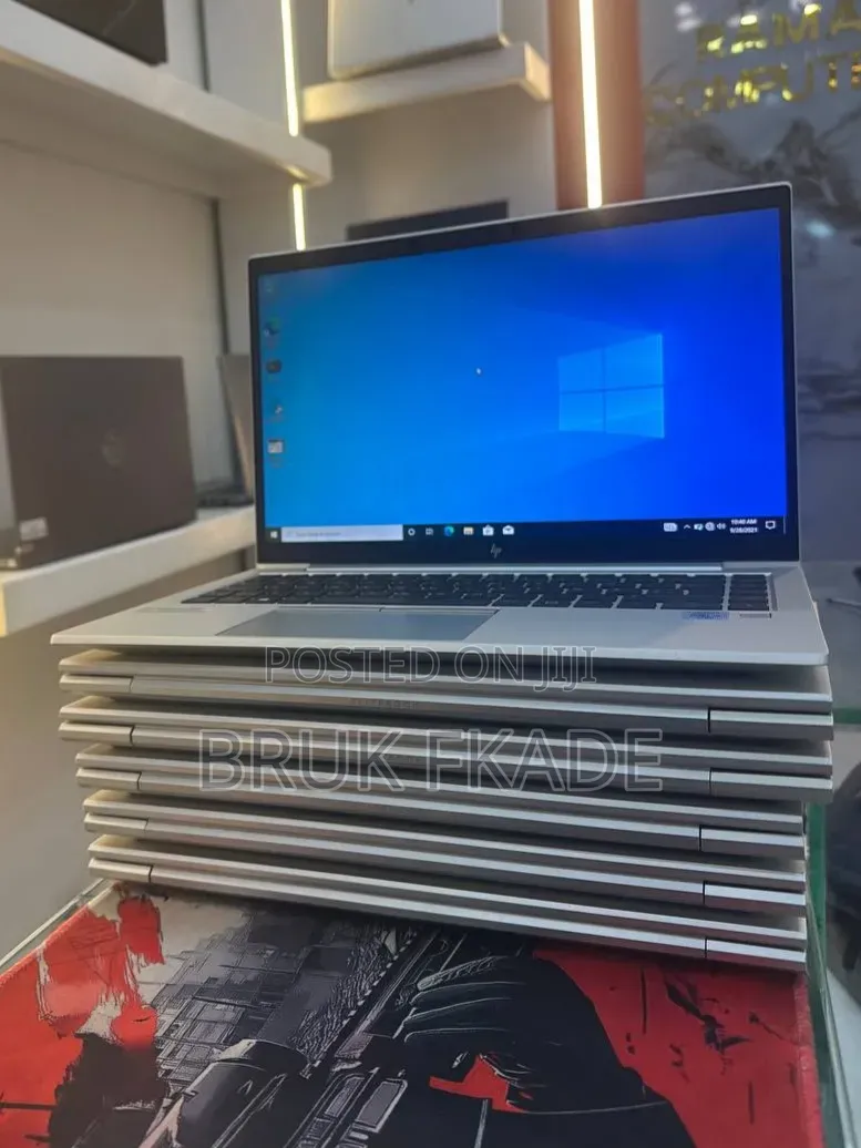 New Laptop HP EliteBook 830 G8 16GB Intel Core i7 SSD 512GB