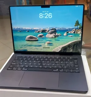 New Laptop Apple MacBook Pro 2025 M5 16GB Apple M5 Pro SSD 512GB