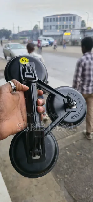 Glass Suction Plate ( መስታወት ማንሻ )