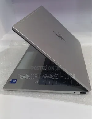 New Laptop HP 16GB Intel Core i5 SSD 512GB