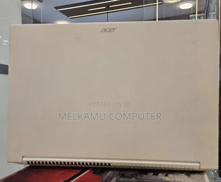 New Laptop Acer Conceptd 7 16GB Intel Core i7 SSD 512GB