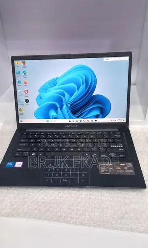 New Laptop Asus VivoBook 15 X505BA 16GB Intel Core 5 SSD 512GB