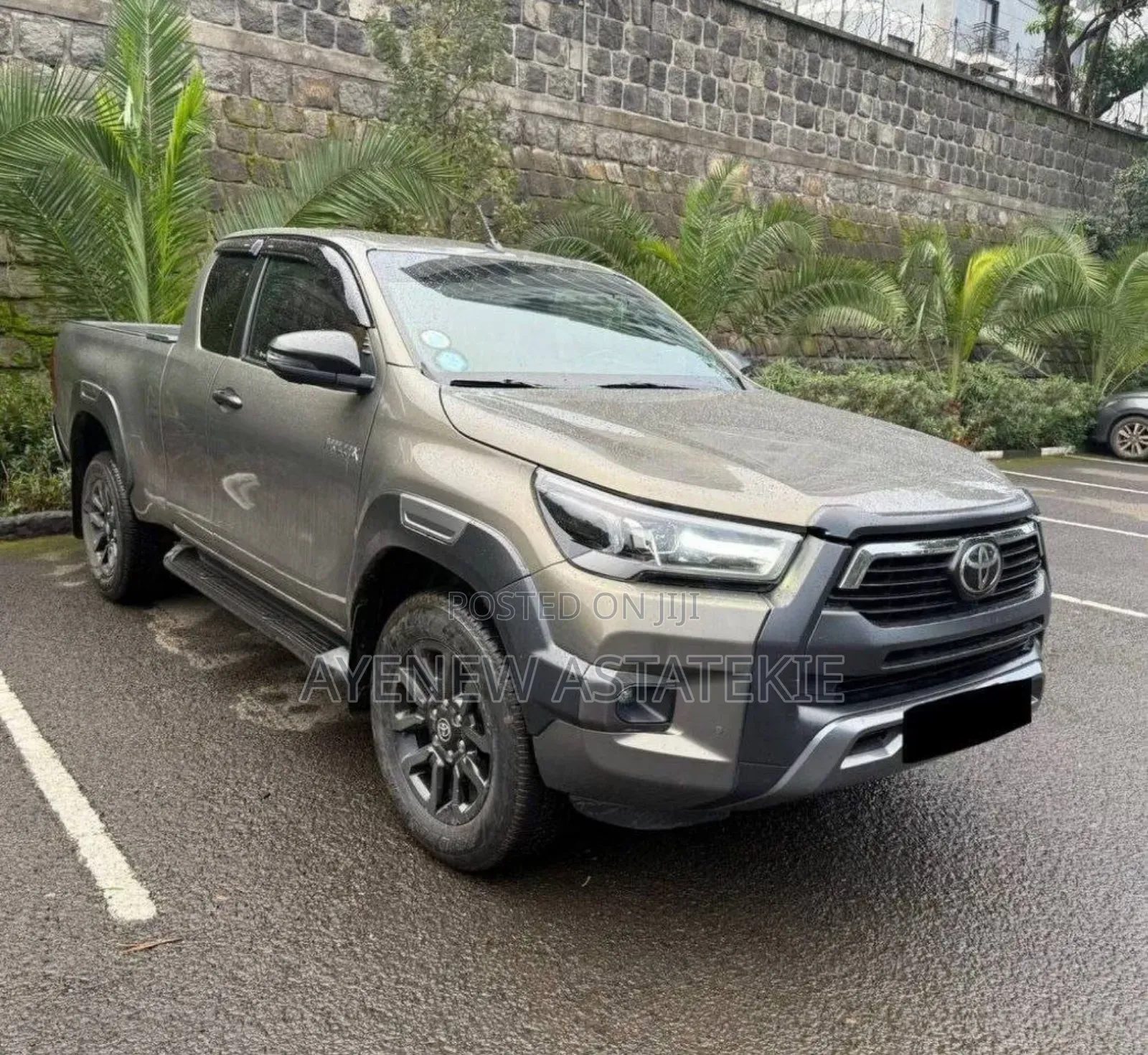 Toyota Hilux 2021 Gray