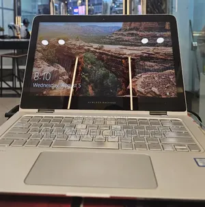 New Laptop HP Spectre X360 8GB Intel Core i5 SSD 256GB